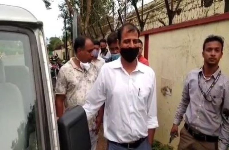 कोटा भ्रष्टाचार निरोधक ब्यूरों टीम नीमच अफीम फैक्ट्री पहुंची और की जांच शुरू