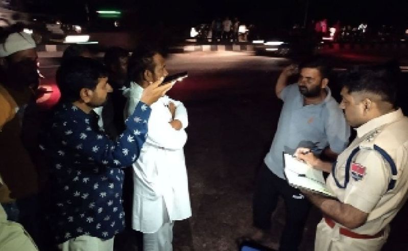 हाइवे 52 पर की फायरिंग, किशोर को लगी गोली