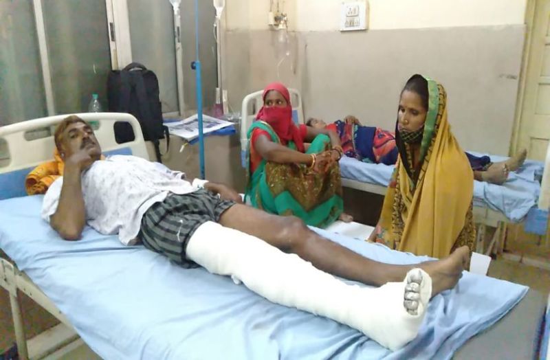 अस्पताल में भर्ती धनराज 