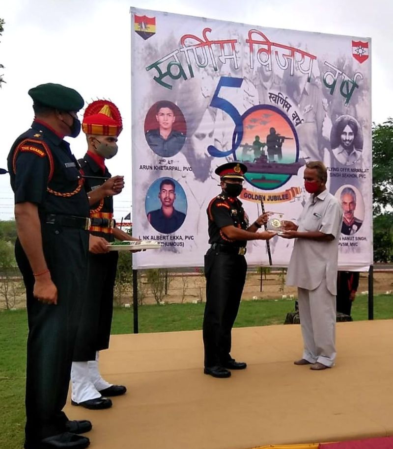 विजय मशाल पहुंची जालीपा मिलिट्री स्टेशन, किया स्वागत