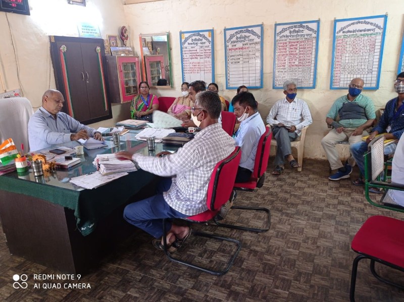 राजकीय विद्यालयों में संचालित 'बैक टू स्कूल' व 'आओ घर में सीखे-2.0' कार्यक्रम का पर्यवेक्षण