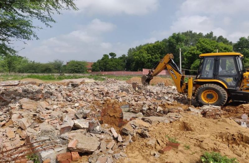 इकॉलोजिकल जोन में बसा रहे अवैध कॉलोनी, जेडीए ने चलाया बुल्डोजर