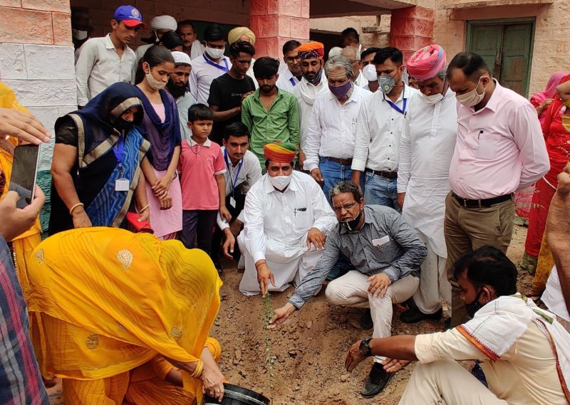 कन्या वाटिका योजना का आगाज, अधिक से अधिक पौधरोपण करने का आह्वान