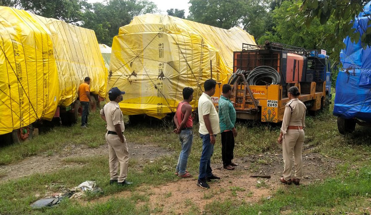 Stolen goods recovered with the help of auto driver