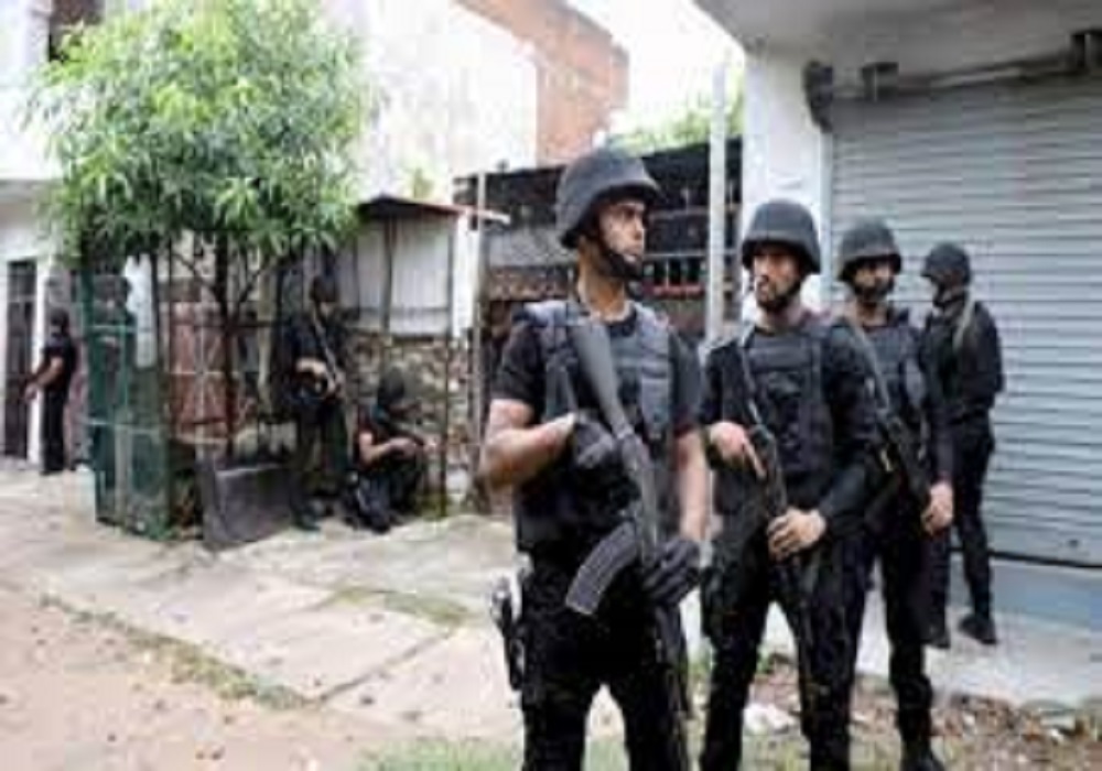 कानपुर से 26 संदिग्धों को लेकर एटीएस ने सुरक्षित स्थान पर आतंकियों के सामने कराई शिनाख्त परेड