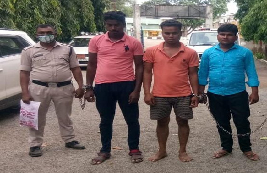 डीजल चोरी करने के फरार तीन आरोपी गिरफ्तार