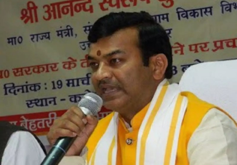 up minister anand swaroop shukla targets rahul gandhi