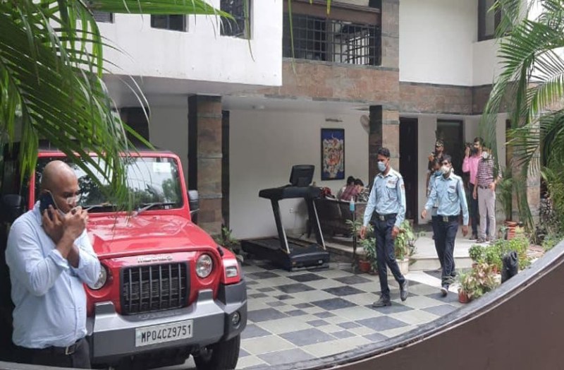 Dainik Bhaskar Income Tax Raid db corp income tax raid