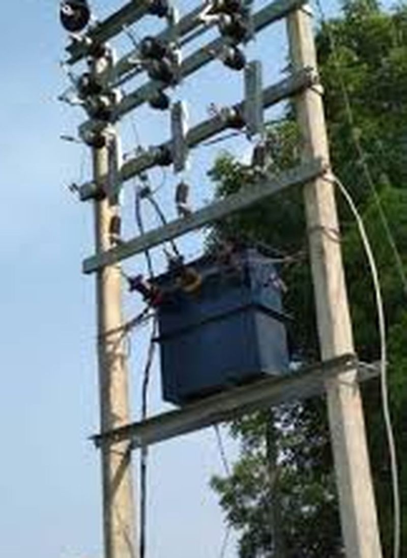 Disorganized wires and transformers increased the difficulty