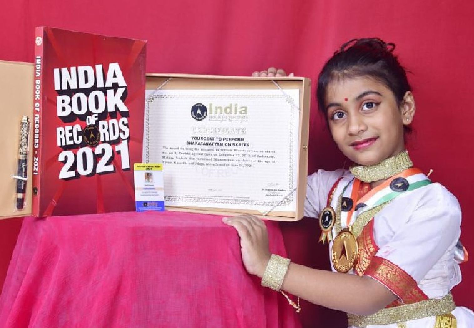 Video: Burhanpur's daughter entered India Book of Records by doing Bharatanatyam Skating