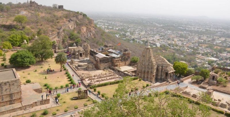 समिद्धेश्वर महादेव के शिवलिंग में होते है ब्रह्मा विष्णु महेश के दर्शन