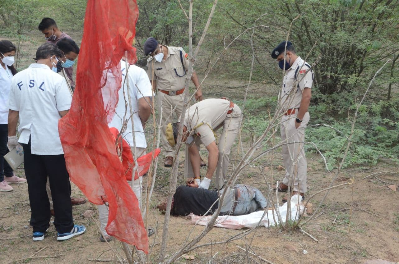 गर्भवती पत्नी पर टूटा दुखों का पहाड़, हत्यारों का सुराग नहीं