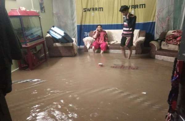 the-situation-worsened-due-to-rain-in-tonk