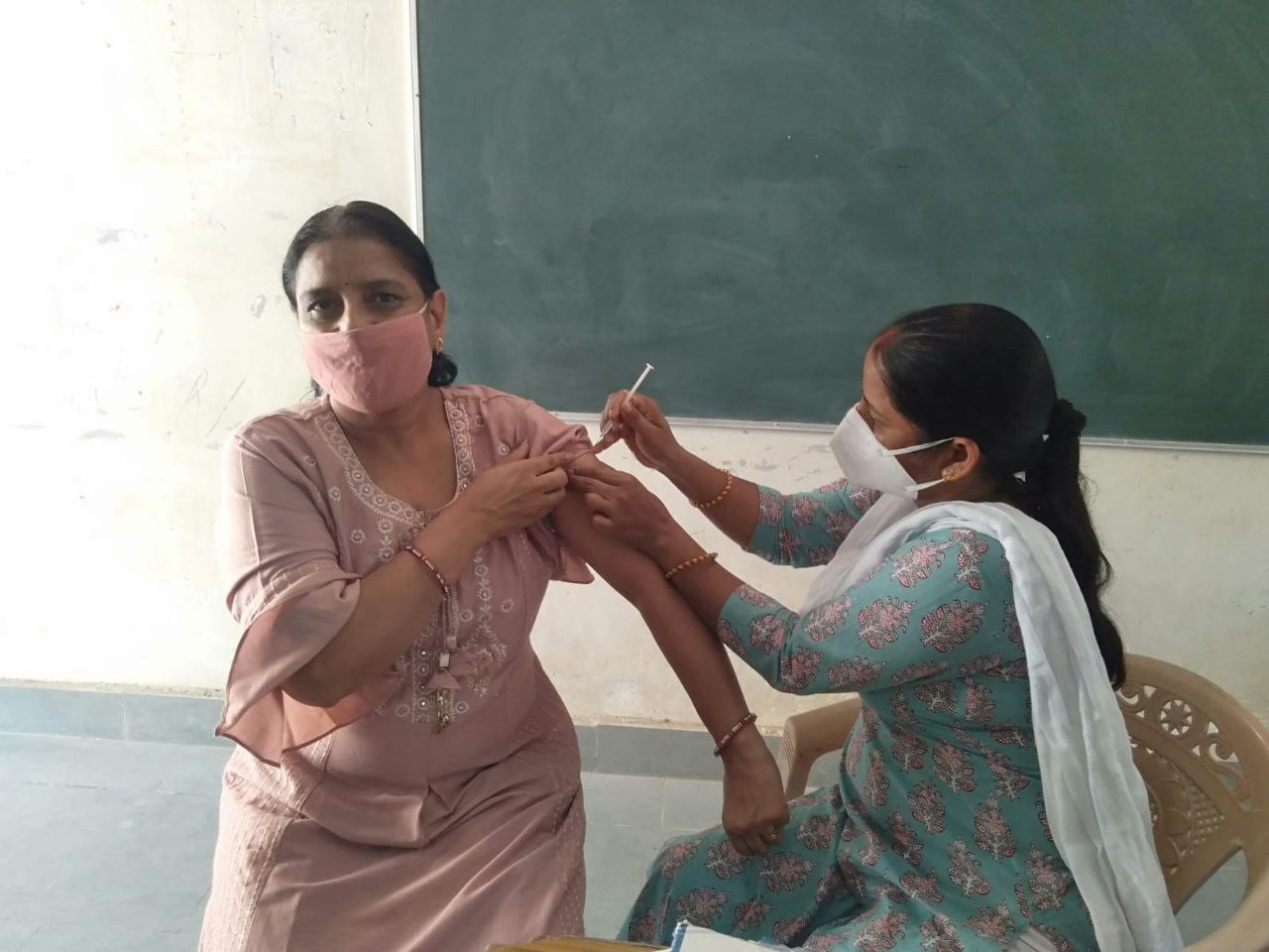 आज जिले में 13 जगह ऑनस्पॉट होगा वैक्सीनेशन, 12 सेंटर पर लगेगी दूसरी डोज