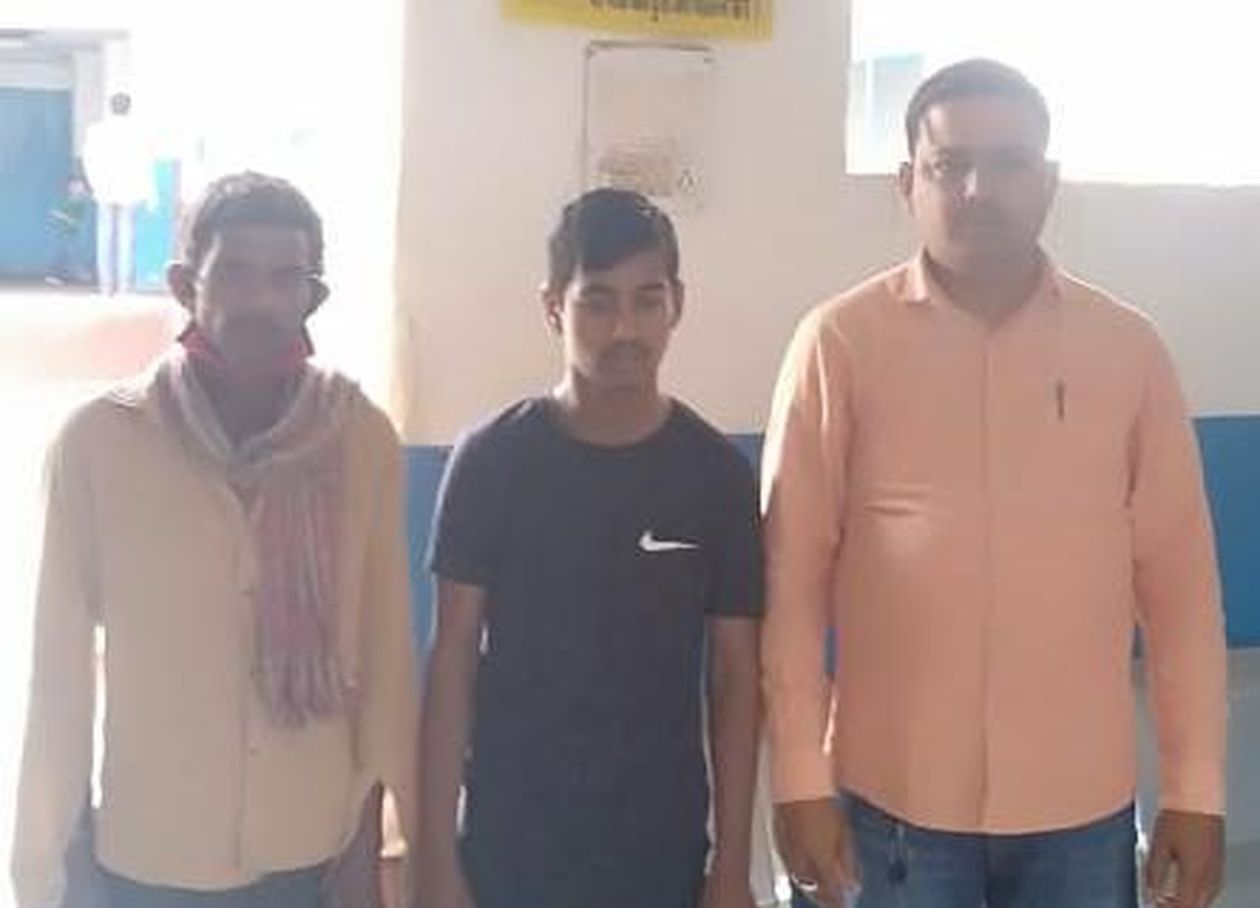 महीने से गुमशुदा बालक को देखकर परिजन हुए भावुक