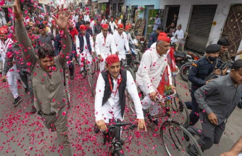akhilesh_cycle_yatra.jpg
