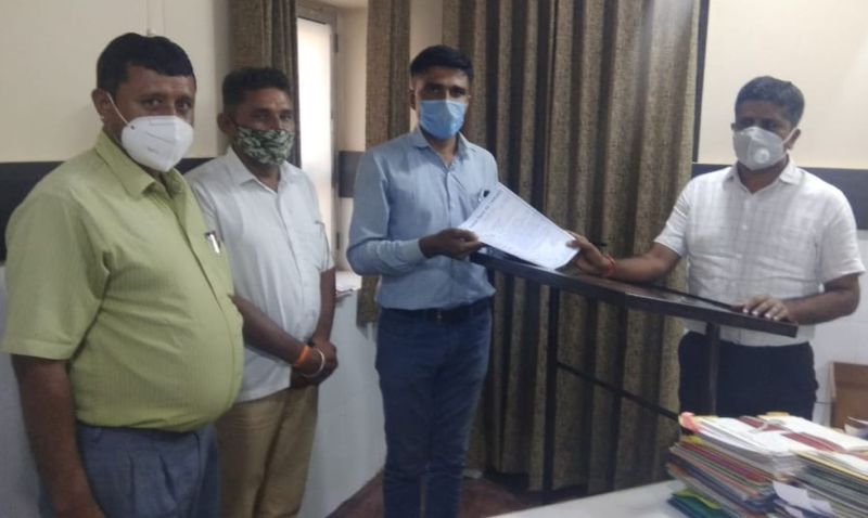 शिक्षकों के स्थायीकरण की मांग