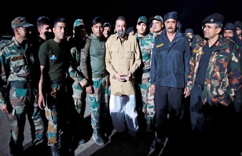 Sanjay Dutt Met Indian Army During Shooting Bhuj The Pride Of India
