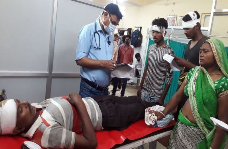 भूमि विवाद : दो पक्षों में खूनी संघर्ष, छह महिलाओं समेत 15 जने घायल