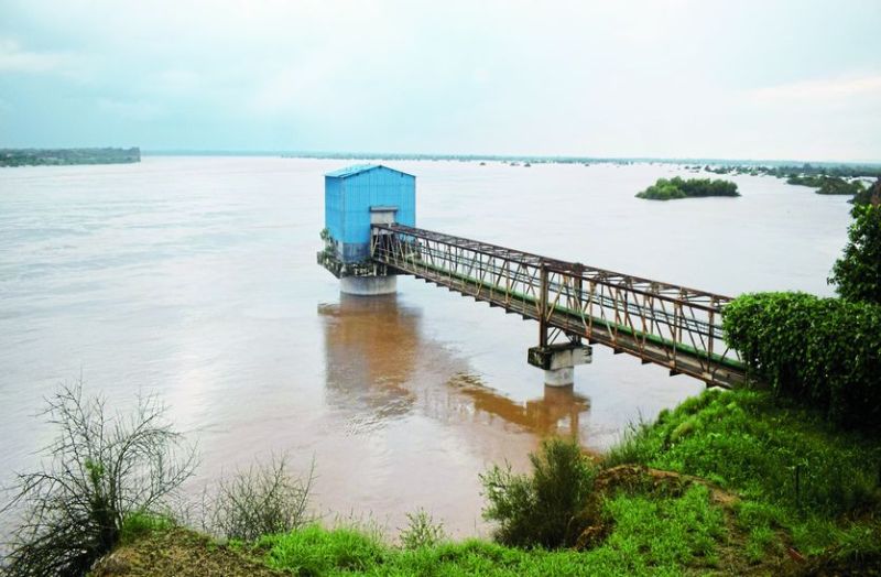 चंबल का जलस्तर गिरा, खतरा अभी नहीं टला