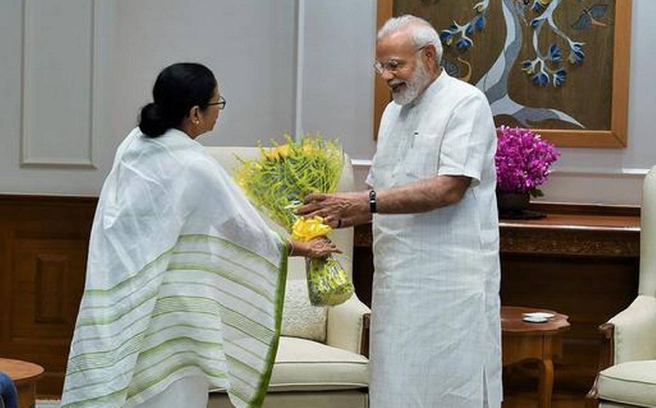 CM Mamta and PM Modi : ममता ने पीएम मोदी को चिट्ठी भेजकर वैक्सीन मांगी