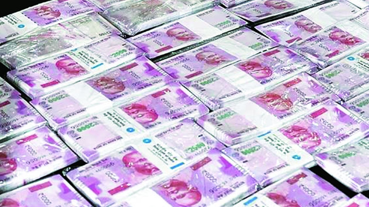 एक करोड़ 22 लाख गबन के मामले में दो आरोपी गिरफ्तार