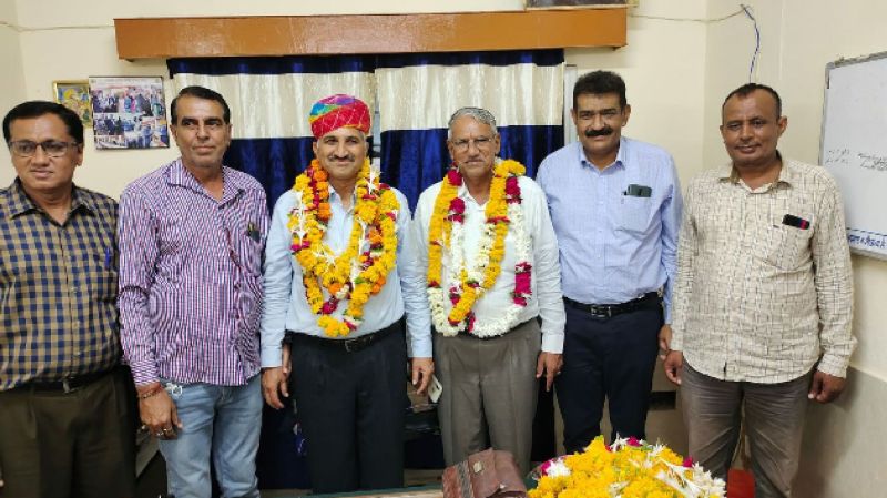 सांखला ने संयुक्त निदेशक एवं डॉ. खीचड ने सीडीईओं का पदभार संभाला