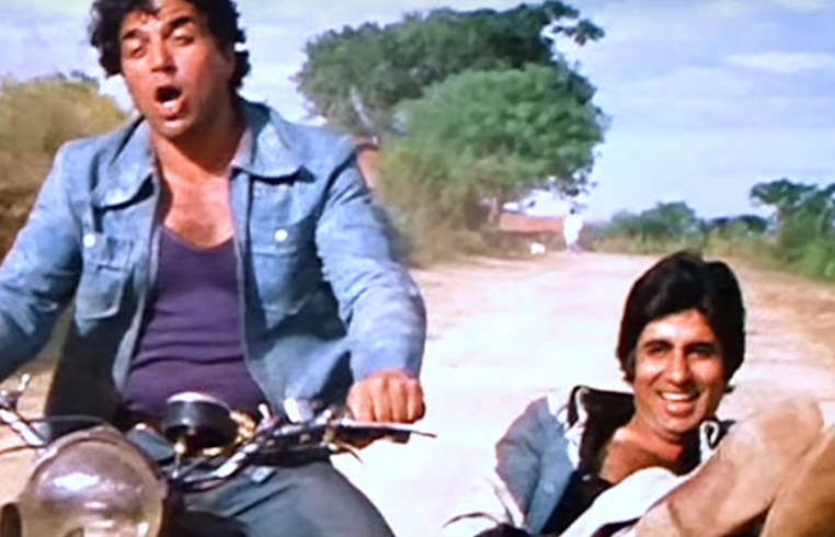 amitabh_in_sholay.png