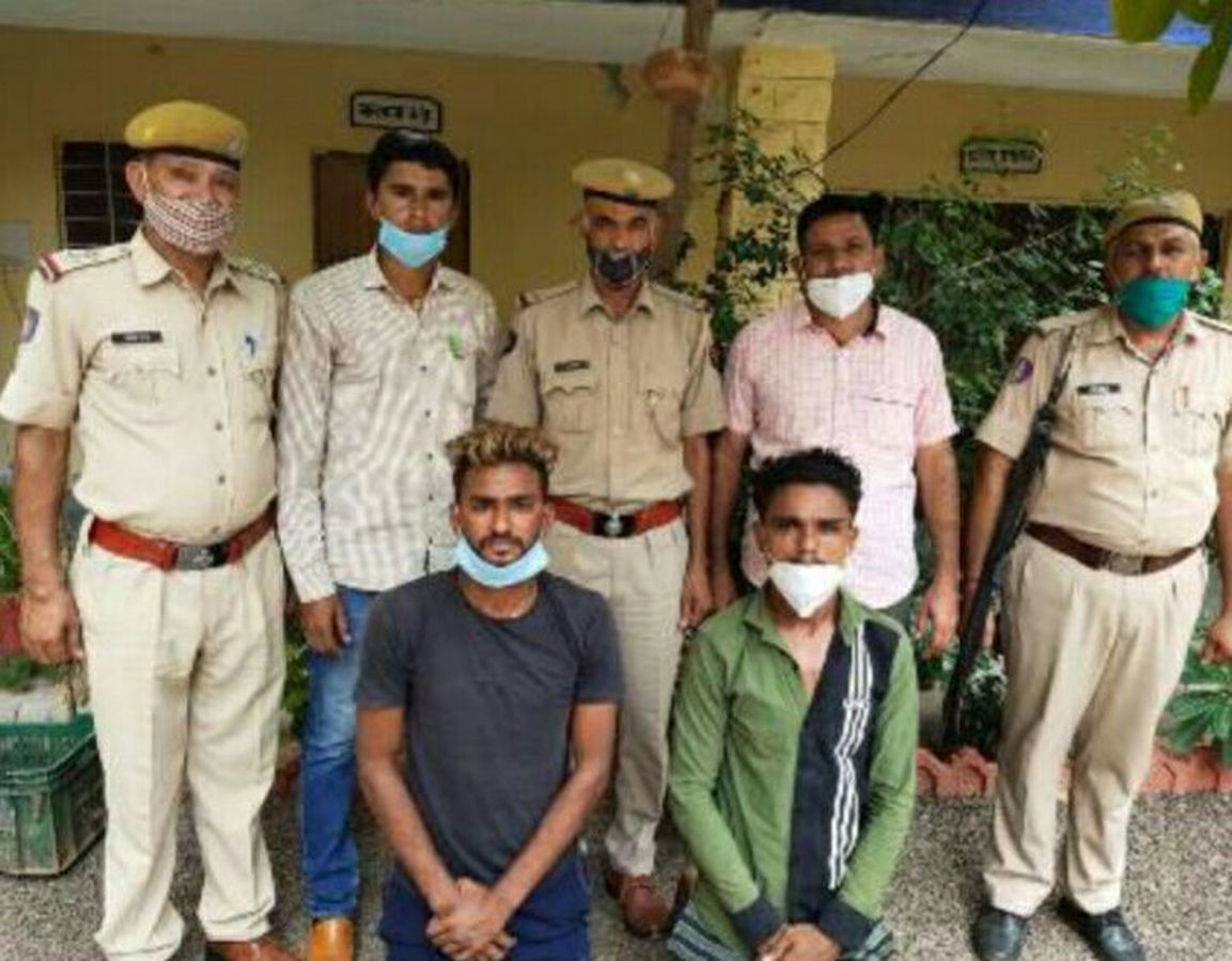 बैंक मैनेजर के घर चोरी का पर्दाफाश, दो गिरफ्तार
