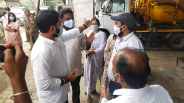 निगम के गेराज में मिले दो निजी वाहन, उपमहापौर का नाम आते ही मचा बवाल