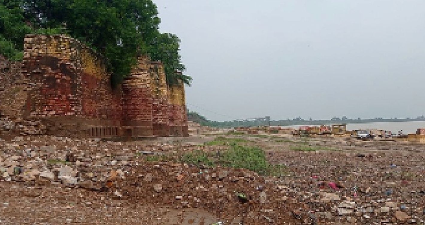 सुरक्षा दीवार बने तो सुरक्षित हो टीला