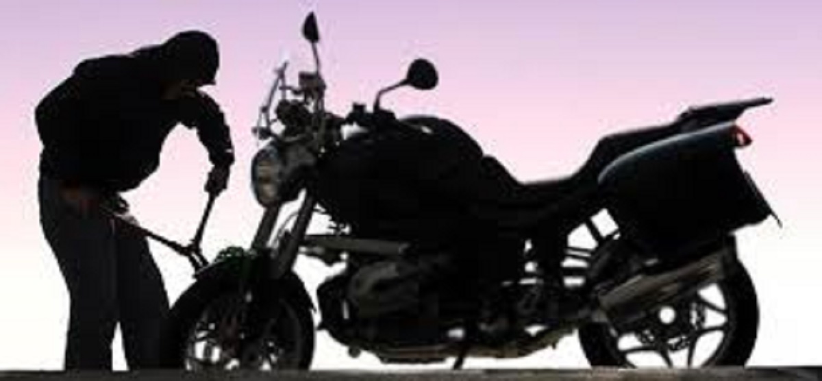Kolkata: मोटरसाइकिल चोर गिरोह का भंडाफोड़, दो गिरफ्तार