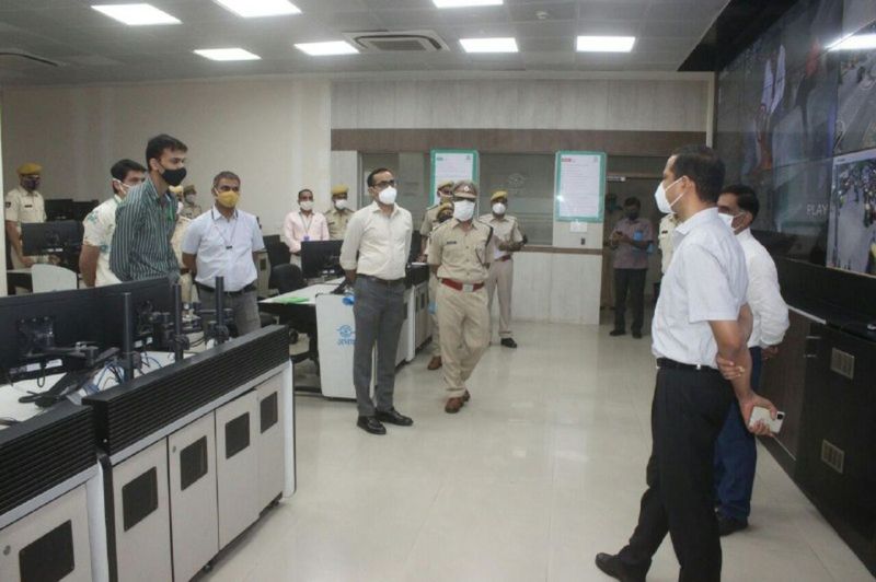 चेतक को तुरंत सूचना दें, कैमरों से हर गतिविधि पर रहे नजर : कमिश्नर