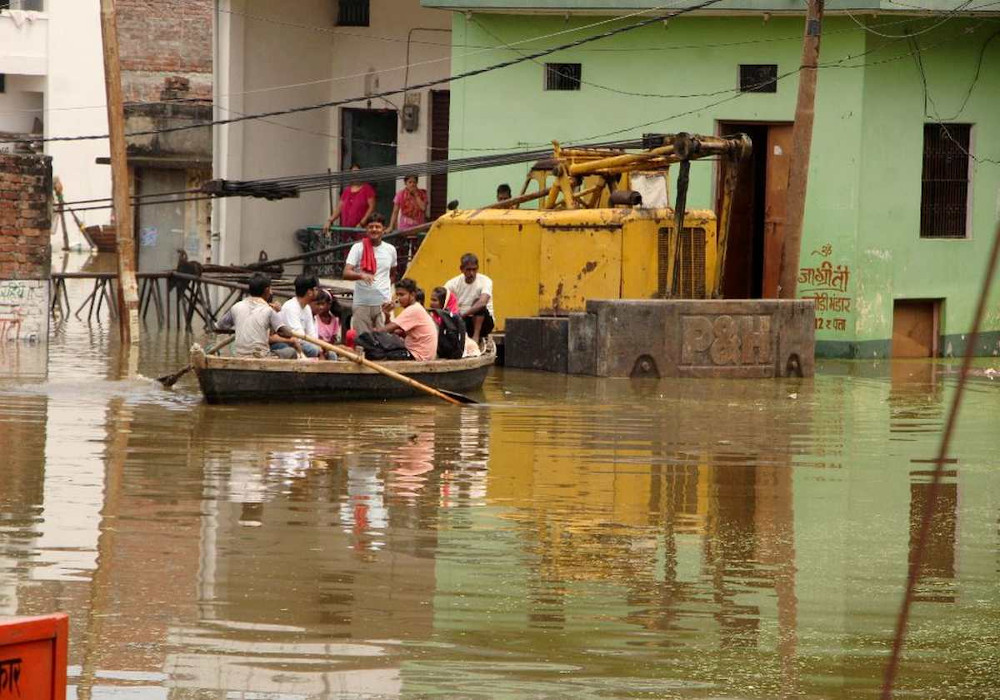Ganga Water Level Increase Flood Like Situation in Varanasi