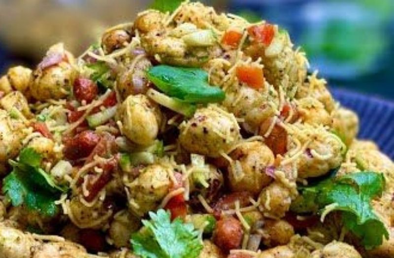 Makhana bhel