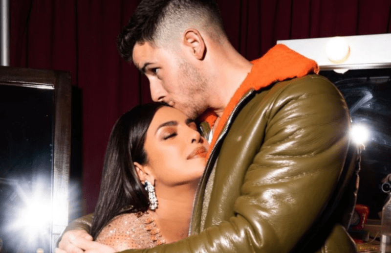 nick_jonas_and_priyanaka.png