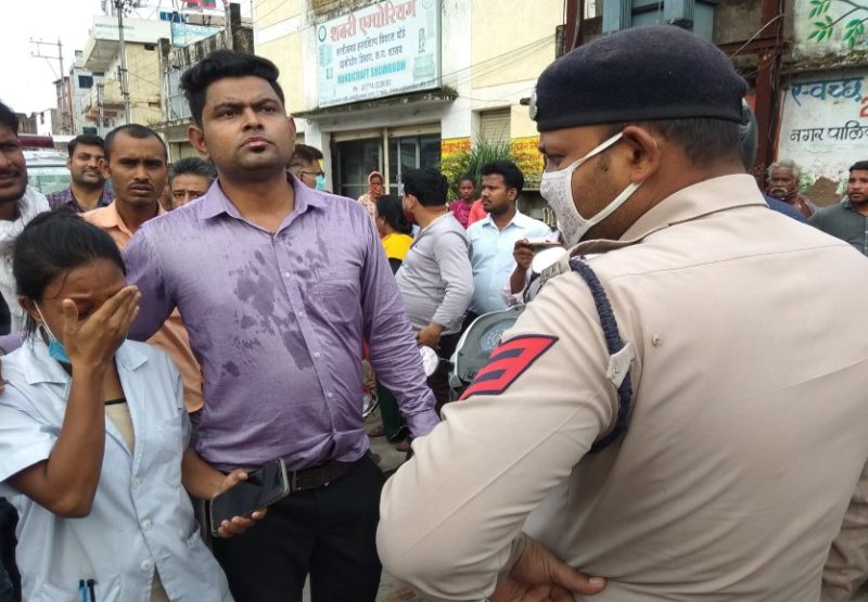 Nurse and doctor beaten in city