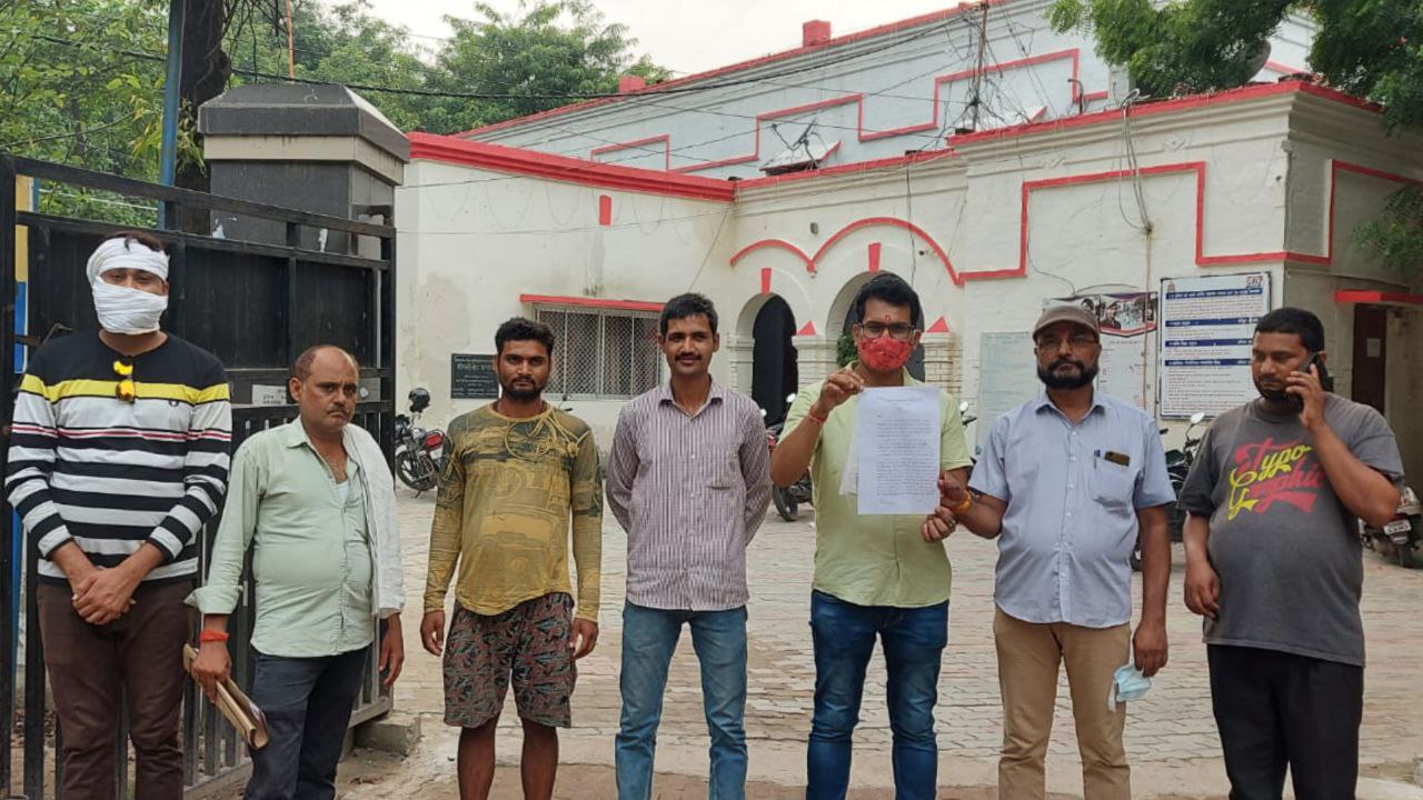 धर्म परिवर्तन न कराने पर मिल रही जान से मारने की धमकी, पीड़ित भागा मुख्यालय