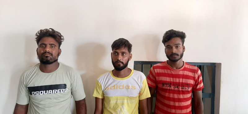 चेन स्नैचिंग करने वाले तीन बदमाश गिरफ्तार