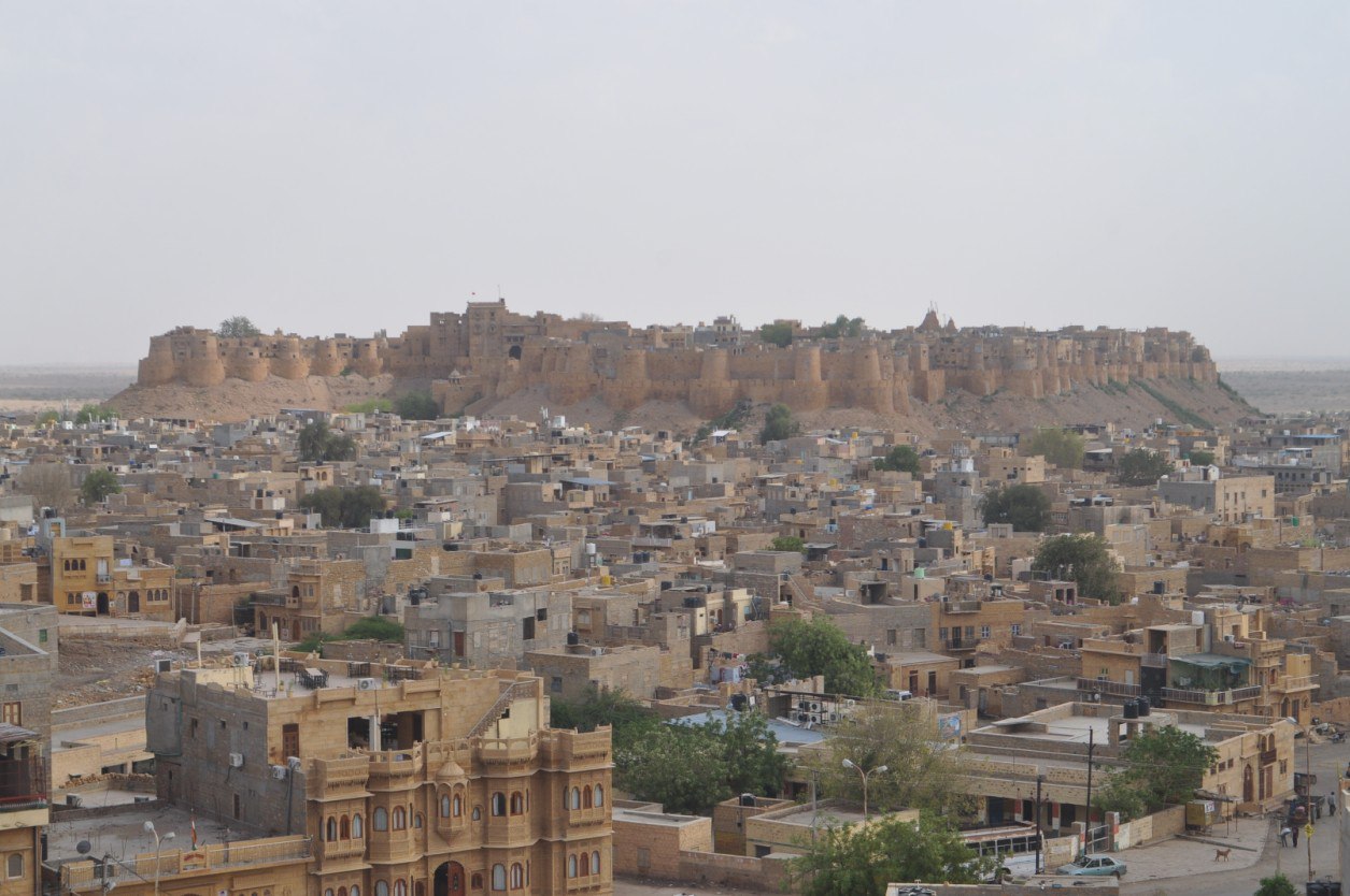 घुसपैठ पार्टी के हित में नहीं : मंत्री