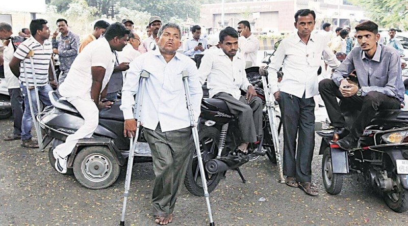 सरकार ने खत्म किया 4 फीसदी दिव्यांग आरक्षण