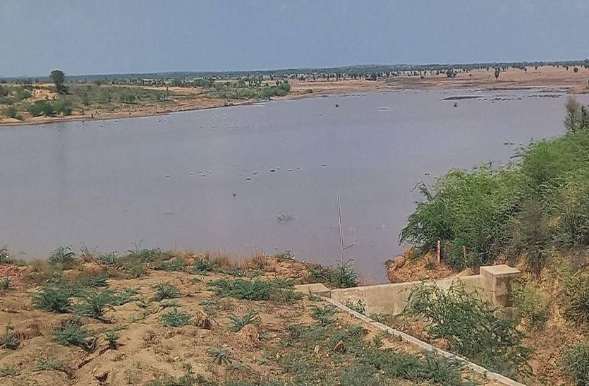 डेढ़ दशक से नहीं छलका जसवंत सागर बांध
