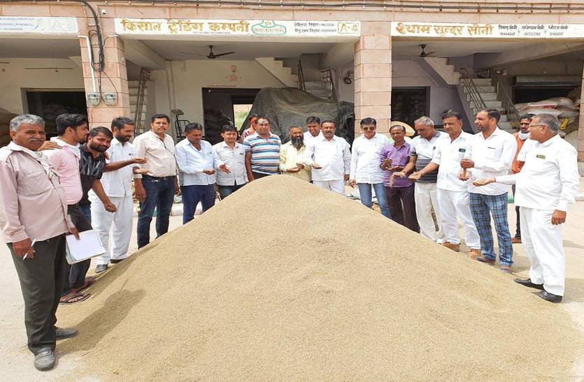 कोरोना काल के बाद बढ़ी ओसियां कृषि मंडी में रौनक