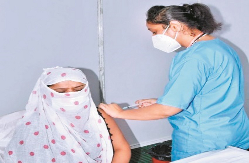 वैक्सीनेशन महाअभियान में 150 मोबाइल टीमें भी जुटेंगी