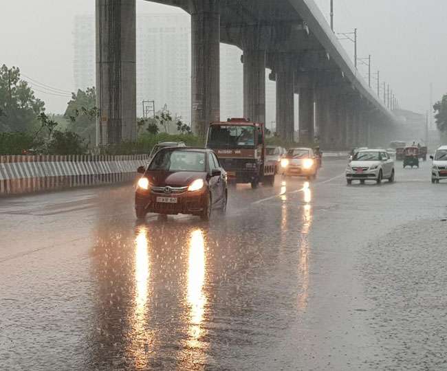 Delhi Weather News Updates Today 