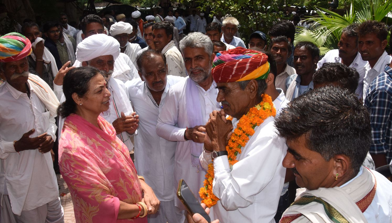 कांग्रेस के माथे से कामयाबी के बाद भी नहीं मिटी चिंता की लकीरें