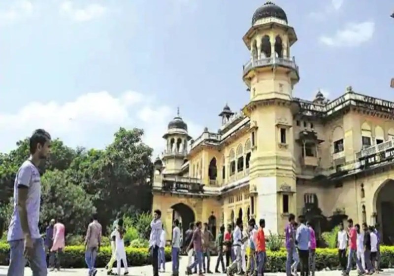 Quick Read: इलाहाबाद विश्वविद्यालय की तर्ज पर डिग्री कॉलेजों में मिलेगी फेलोशिप