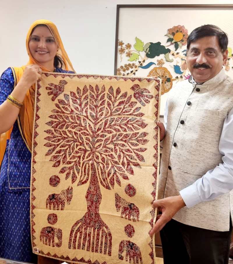 रूमा देवी ने हस्तशिल्प दस्तकारों को सिलाई मशीन उपलब्ध करवाने की रखी मांग