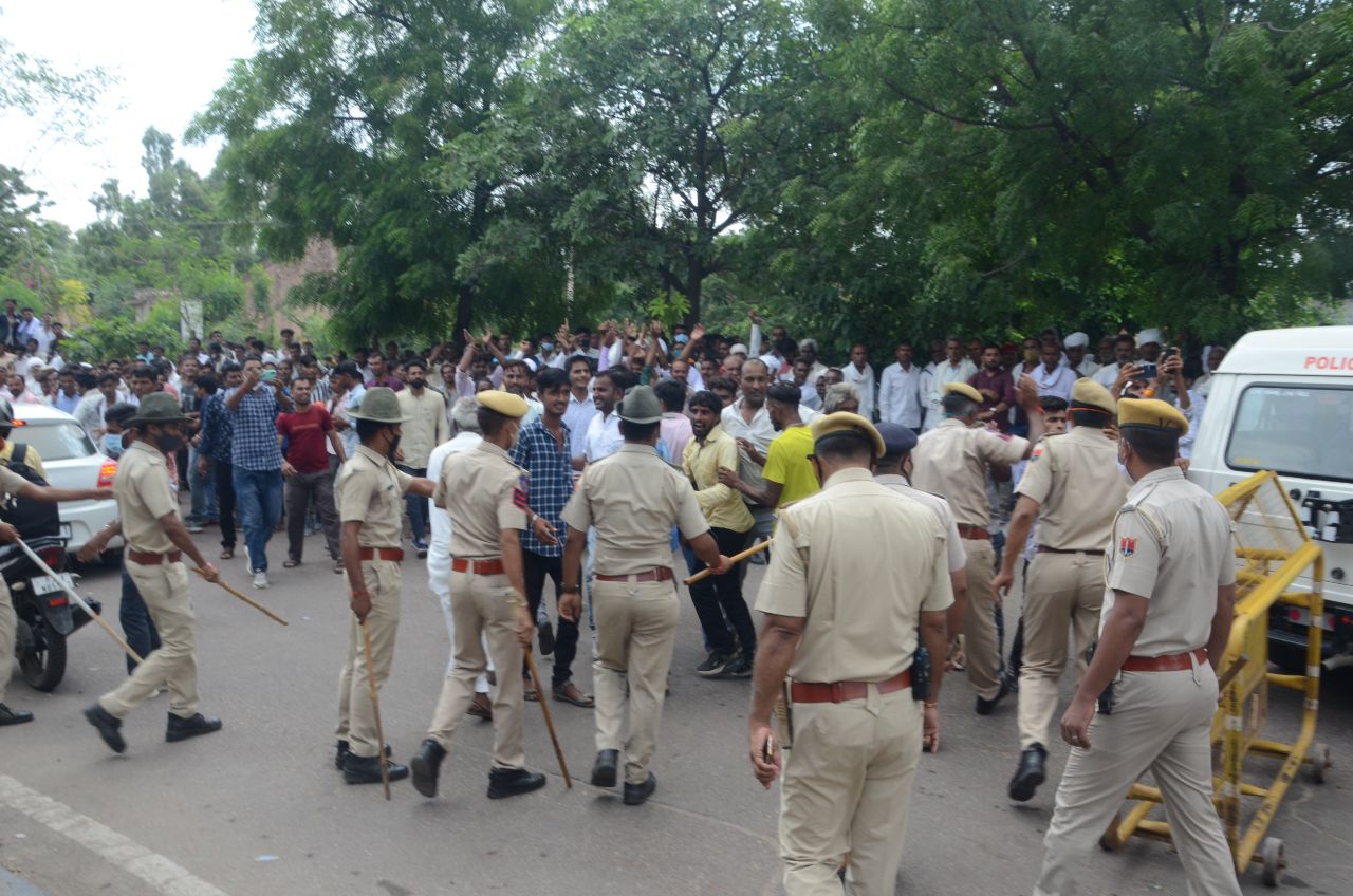 43769 ज्यादा लोगों का विश्वास जीत कर कांग्रेस पहुंची बहुमत के करीब