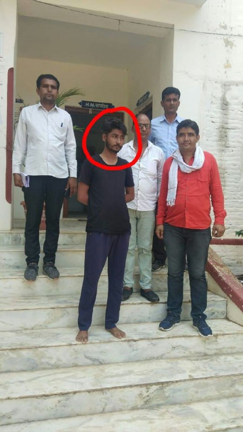 18500 रिश्वत लेकर पांच सौ लौटाए, नगर पालिका चेयरमैन गिरफ्तार